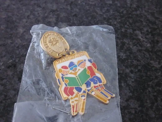 Pin Olympia 2002 Salt Lake Gov. Olene Smith Walker Utah Reads – Bild 4