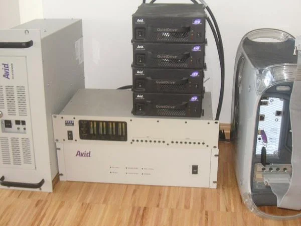 Avid Media Composer 2000